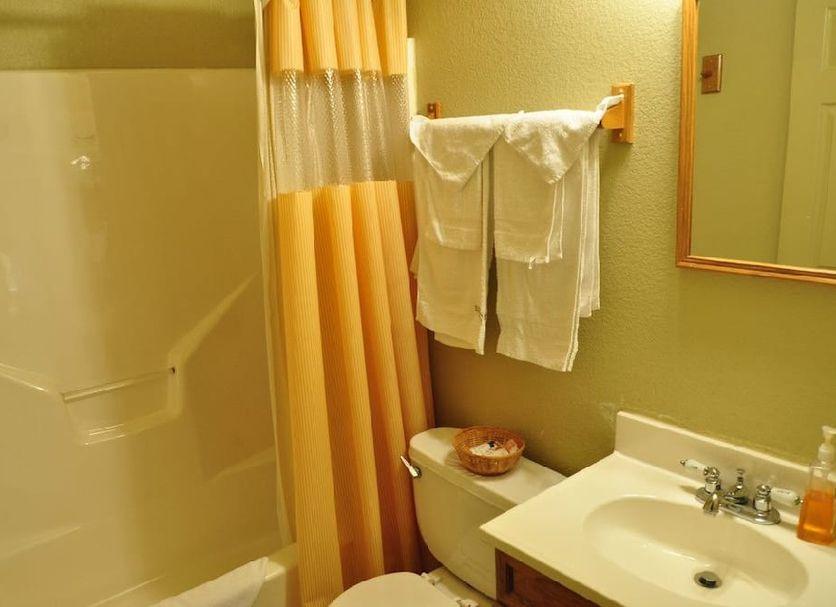 Bathroom vanity with fresh towels